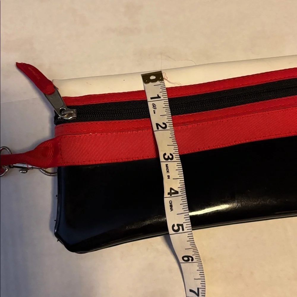 RED AND BLACK AND WHITE CLUTCH/WRISTLET SILVER HARDWARE BLACK PATENT LEATHER